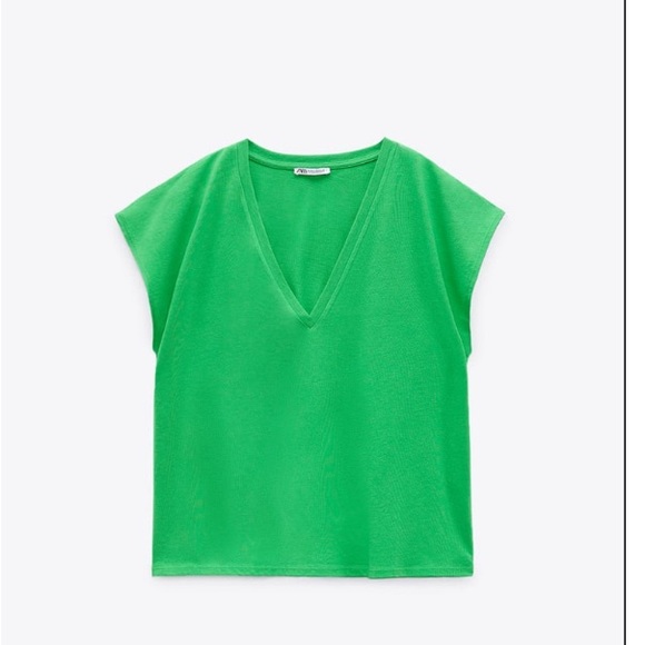 V-neck Tshirt- Zara - Picture 1 of 4